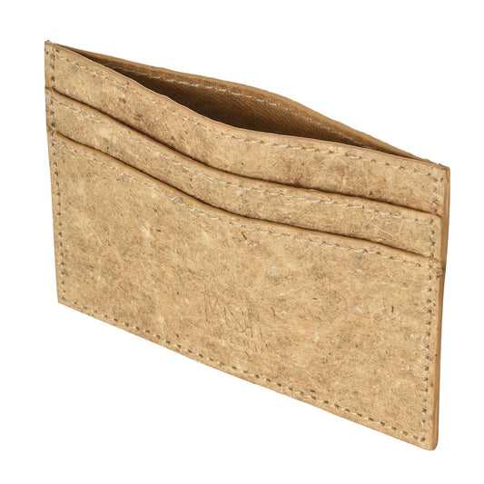 Kochi | Coconut Leather Card Holder - Natural - Experience the thrill of the ikon Sweden eco-friendly credit card holder, crafted from 100% plant-based coconut leather and lined with cotton. This sustainable accessory is chemical-free, biodegradable, and
